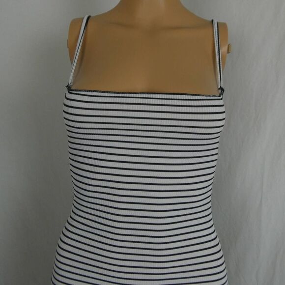 PrettyLittleThing Striped Cami Bodysuit Tank Top Snap Bottom Size 4 Black White - Picture 5 of 10
